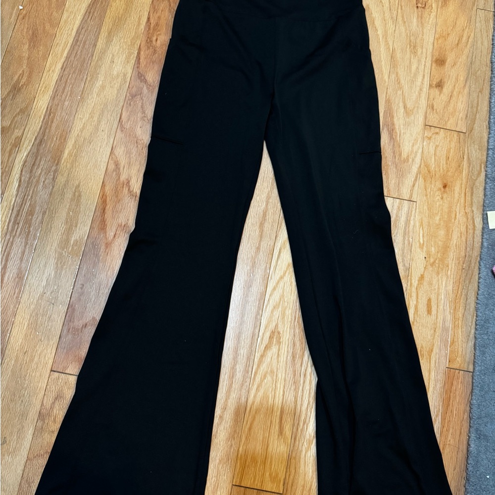 Lou and Grey - Black Women's buttery soft Wide-Leg Pants